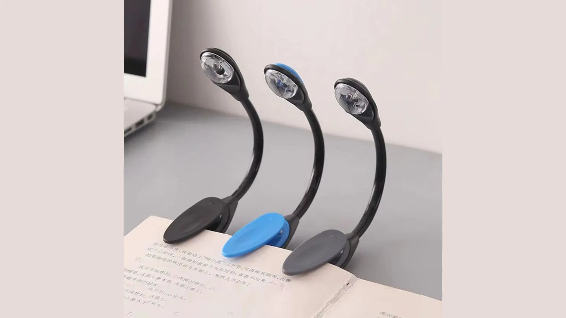 Luz de leitura portátil para cama